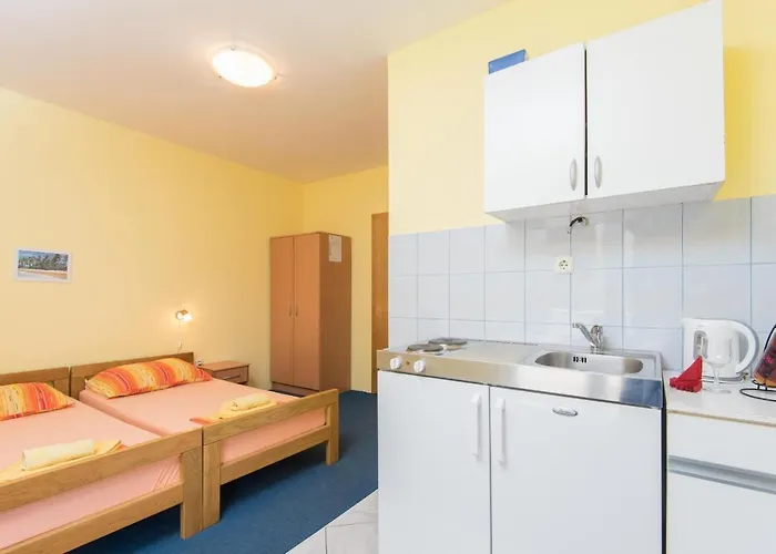 With Parking Space Orebic, Peljesac - 17134